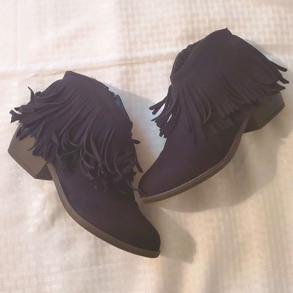 Fringe Western-style Booties